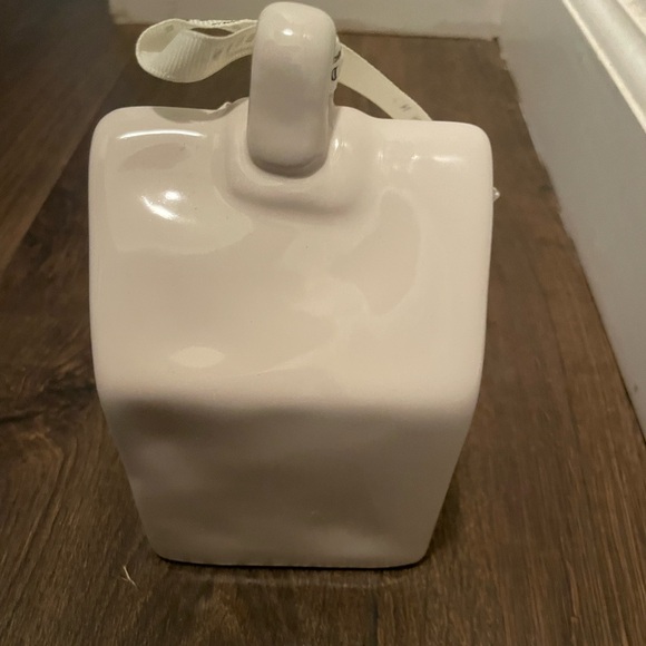 Rae Dunn Salt Pig Farmhouse Style Birdhouse Salt Container‎ - Picture 2 of 7